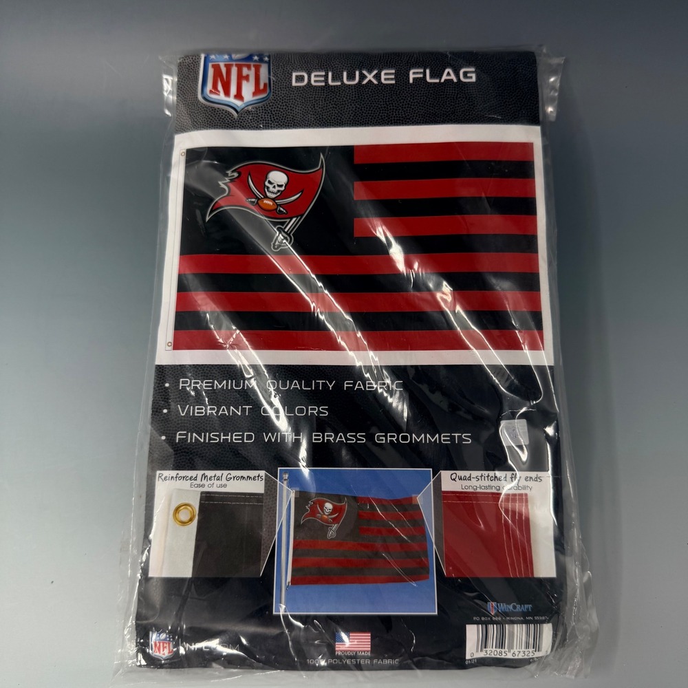 WinCraft NFL Tampa Bay Buccaneers Deluxe Flag 3x5 Red Black Stripe Brass Grommet